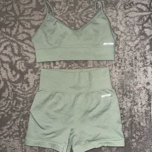 Bo+tee workout set